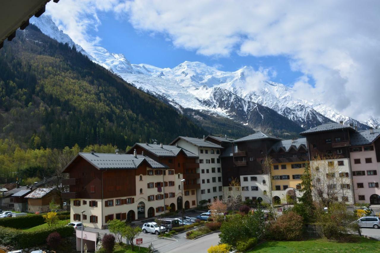 Appt 4 /5 Pers - 3 Min. Centre Ville Chamonix Exterior foto
